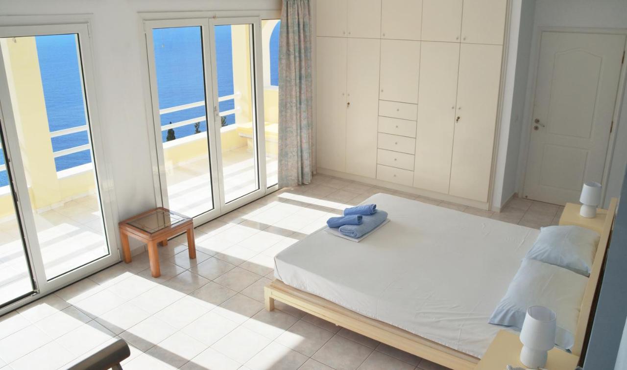 Villa Alibertini Agios Gordios  Exteriör bild