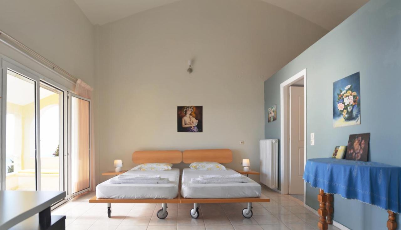 Villa Alibertini Agios Gordios  Exteriör bild