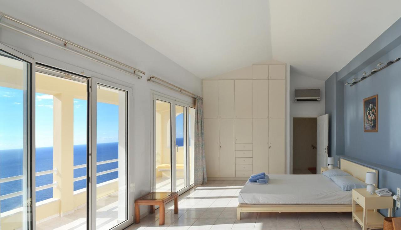Villa Alibertini Agios Gordios  Exteriör bild