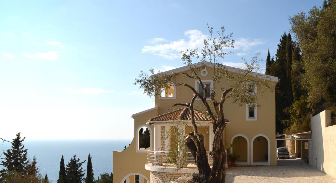 Villa Alibertini Agios Gordios  Exteriör bild